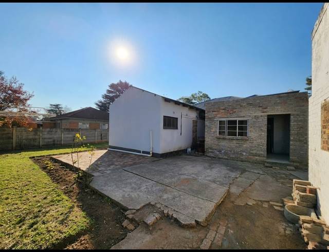 3 BEDROOM HOUSE FOR SALE IN THREE RIVERS